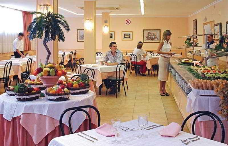 Hotel Rh Sol Benidorm Restaurant photo